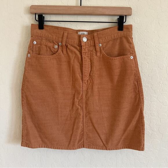 J Cew Women’s Corduroy Mini Skirt size 25 Camel Brown Classic Preppy Academia - Picture 2 of 6